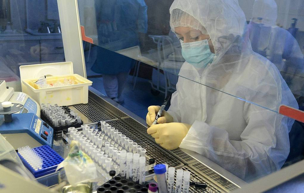 Vaccine Covid-19 do các nhà khoa học Nga phát triển đã tạo ra khả năng miễn dịch ở 100% tình nguyện viên tham gia thử nghiệm. Ảnh: TASS. Nga lên kế hoạch tiêm phòng đại trà vaccine Covid-19 trong tháng 10 -0