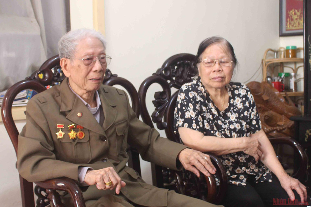 Ông Hồ Ngọc Toàn kể lại những năm tháng hào hùng của thanh niên xung phong tại “tọa độ lửa” Ngã ba Cò Nòi. “Tọa độ lửa” - Những ký ức hào hùng -0