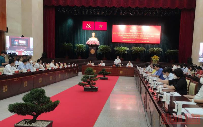 Toàn cảnh hội nghị.