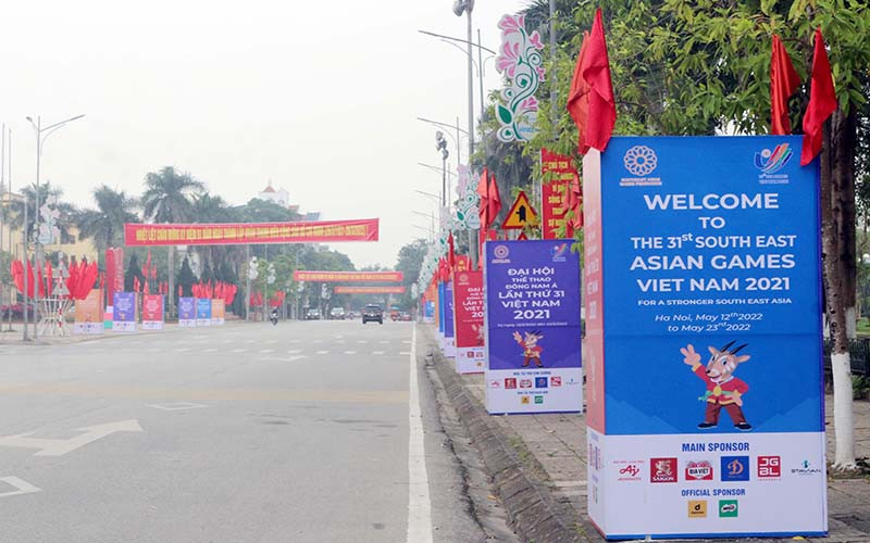 Các tuyến đường tại thành phố Phủ Lý được trang trí chuẩn bị đón SEA Games 31. Hà Nam sẵn sàng các điều kiện cho SEA Games 31 -0