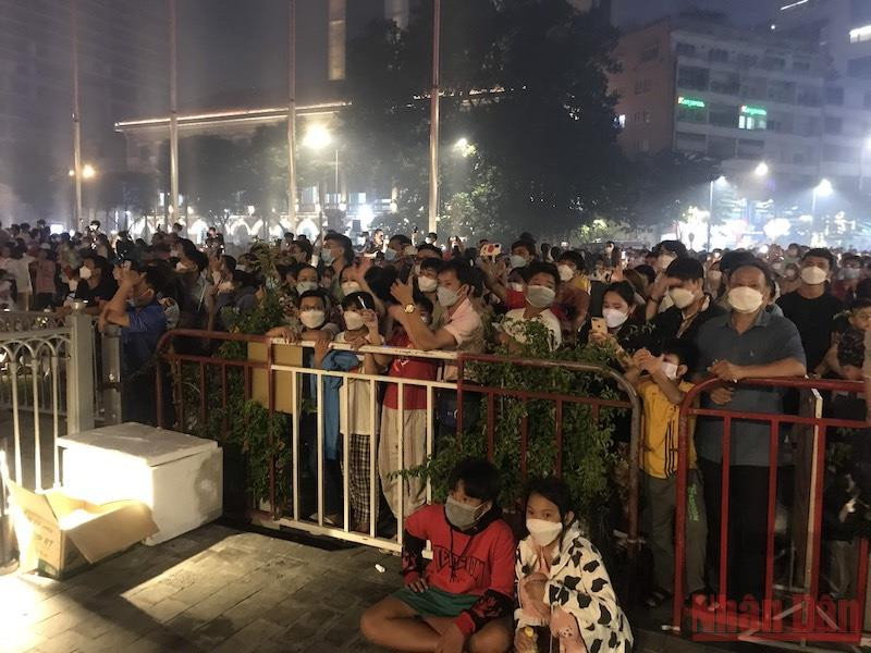 (Ảnh: Từ Anh Tuấn) H_3_ban_phao_hoa_30_4-1651333758862.jpeg