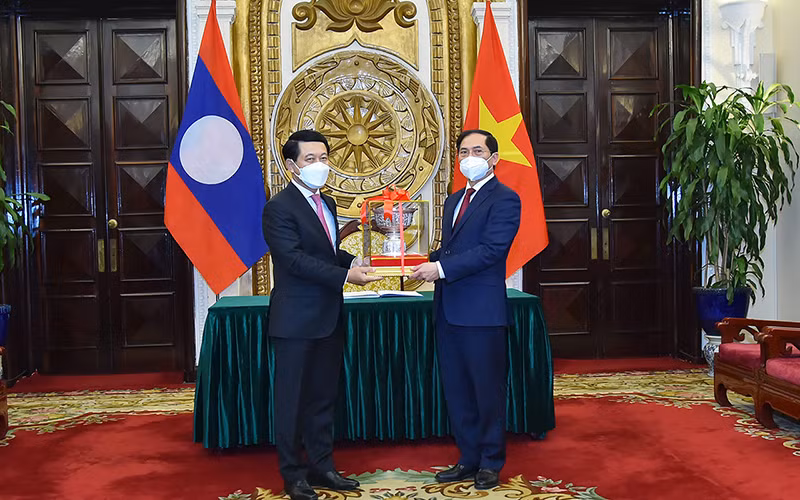 Việt Nam và Lào tiến hành tham vấn chính trị -0