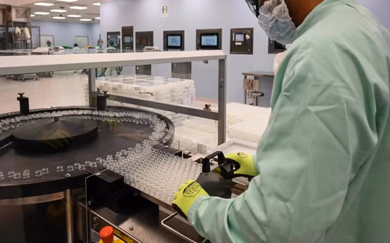 Gần 61 nghìn người trong tình trạng nguy kịch do Covid-19 -0