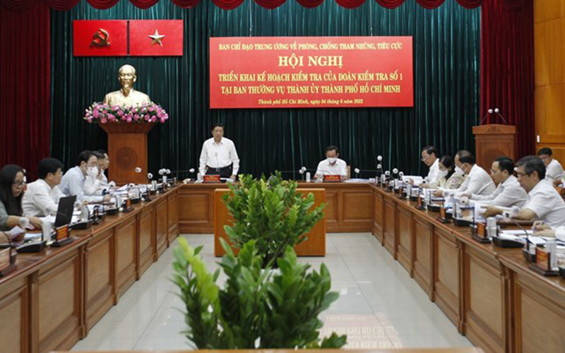 Toàn cảnh buổi làm việc.