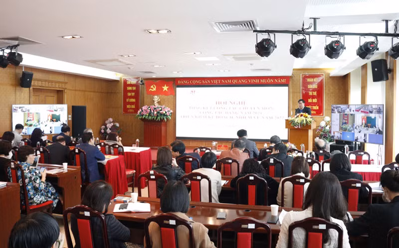 Quang cảnh hội nghị.
