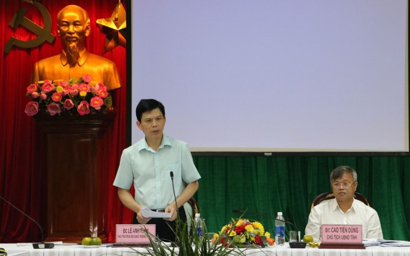 Thứ trưởng GT-VT Lê Anh Tuấn phát biểu kết luận buổi làm việc.