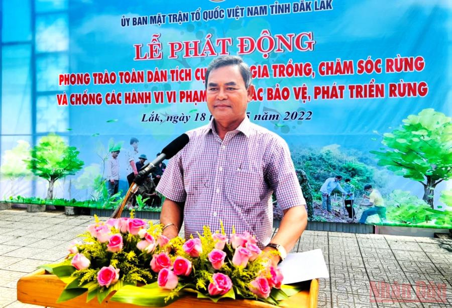 Phó Bí thư Tỉnh ủy Đắk Lắk Y Biêr Niê phát biểu tại lễ phát động. Đắk Lắk phát động phong trào toàn dân bảo vệ rừng -0