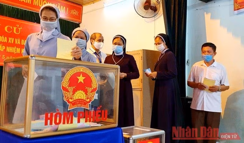 Không khí bầu cử tại một số địa phương -1