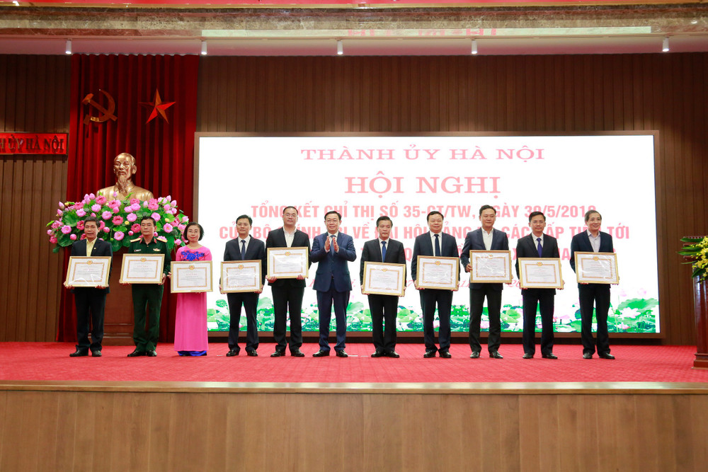 Hà Nội tổng kết việc tổ chức Đại hội đảng bộ các cấp ảnh 3 Hà Nội tổng kết việc tổ chức Đại hội đảng bộ các cấp -0