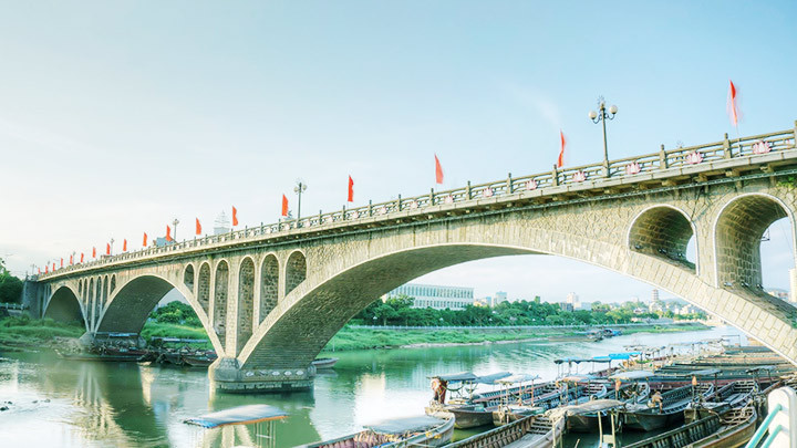 Cầu Ka Long. Ảnh: ALEX LONG Trầm tích bên dòng Ka Long -0