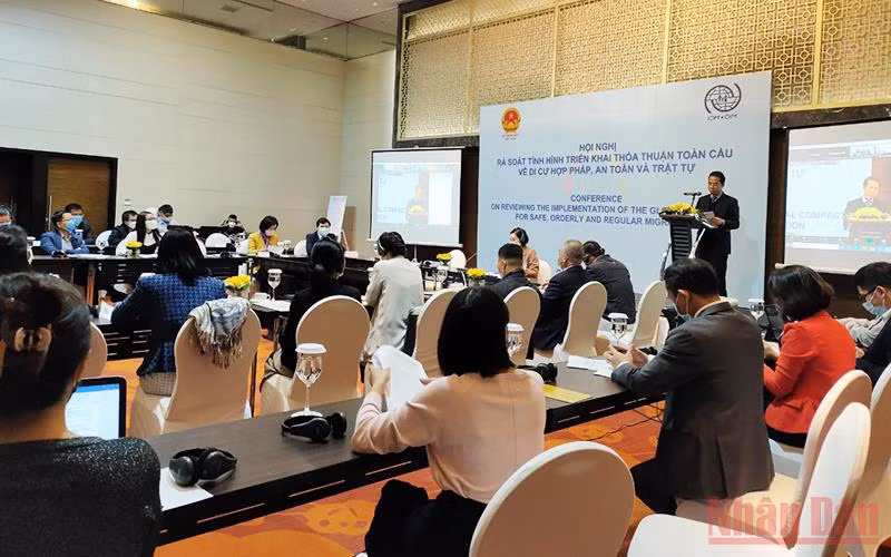 Thứ trưởng Ngoại giao Tô Anh Dũng phát biểu tại Hội nghị rà soát tình hình triển khai Thỏa thuận GCM diễn ra ngày 22/11 vừa qua tại Hà Nội. 