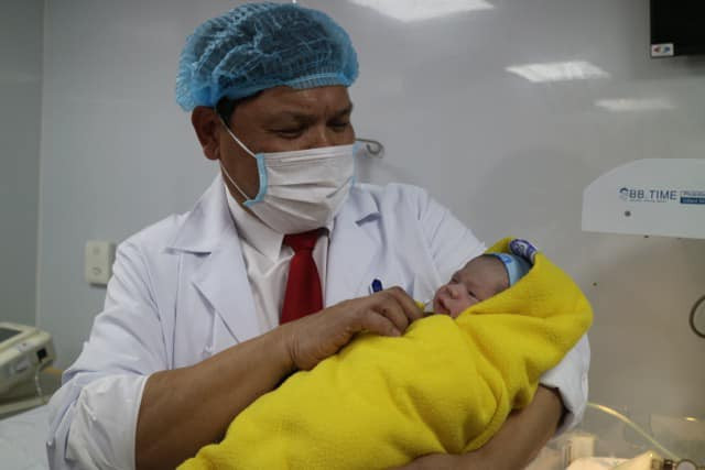 Những em bé "Trâu vàng" đầu năm Tân Sửu ảnh 1 Chào mừng những em bé