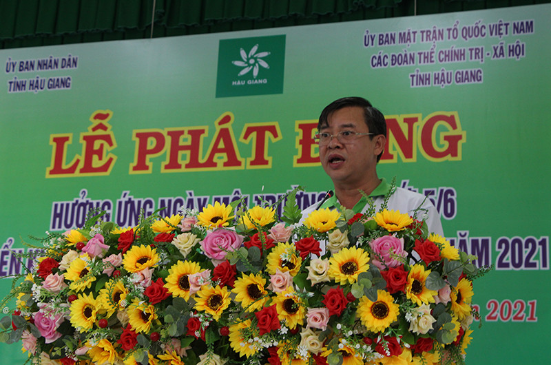 Phó Chủ tịch Thường trực UBND tỉnh Hậu Giang Trương Cảnh Tuyên phát biểu tại lễ phát động.