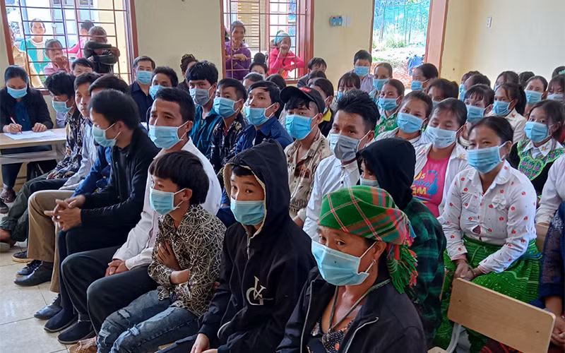 Sơn La khai giảng lớp học xóa mù chữ cho 61 học viên vùng biên -0