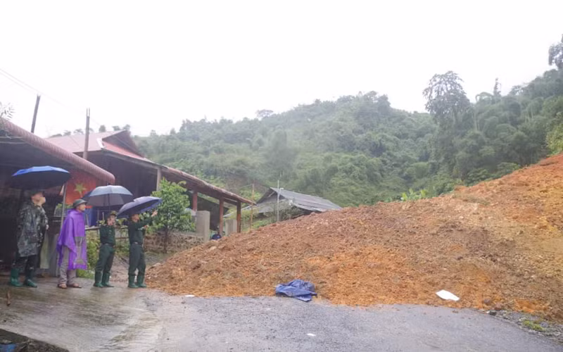 Thông tuyến tỉnh lộ 530 lên biên giới ở huyện Lang Chánh, tỉnh Thanh Hóa -0