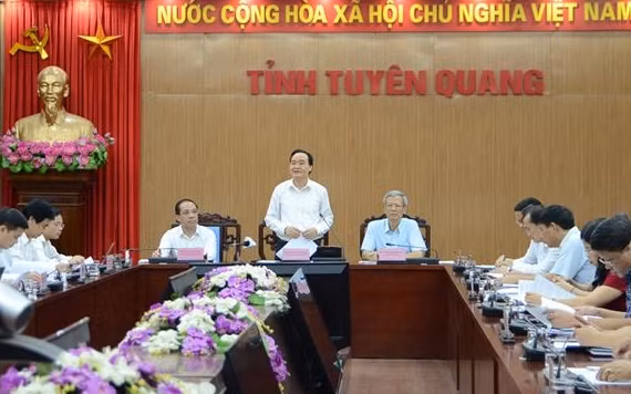 Quang cảnh buổi làm việc.