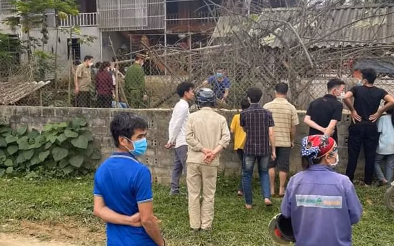 Hiện trường vụ án mạng tại xã Minh Xuân, huyện Lục Yên.