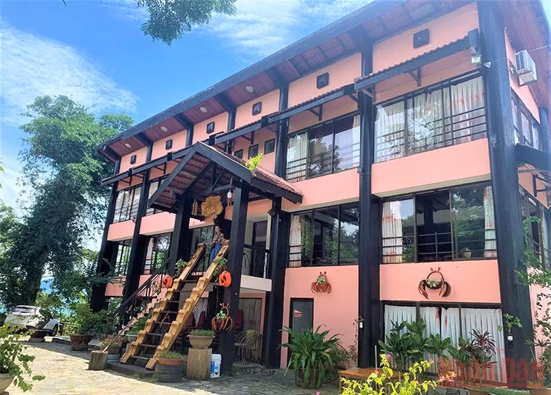 Thơ mộng hồ Lắk giữa đại ngàn Tây Nguyên -0