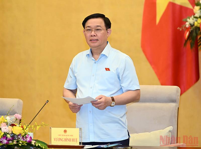 Chủ tịch Quốc hội Vương Đình Huệ phát biểu ý kiến tại buổi lễ. (Ảnh: Duy Linh) Viện Nghiên cứu lập pháp cần gắn nghiên cứu với thông tin khoa học lập pháp -0