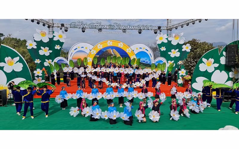 Chương trình nghệ thuật đặc sắc trong lễ khai Hội hoa Sở Bình Liêu năm 2020.