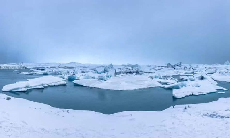 Sự tan chảy ồ ạt của các sông băng đã làm nghiêng vòng quay của Trái đất.