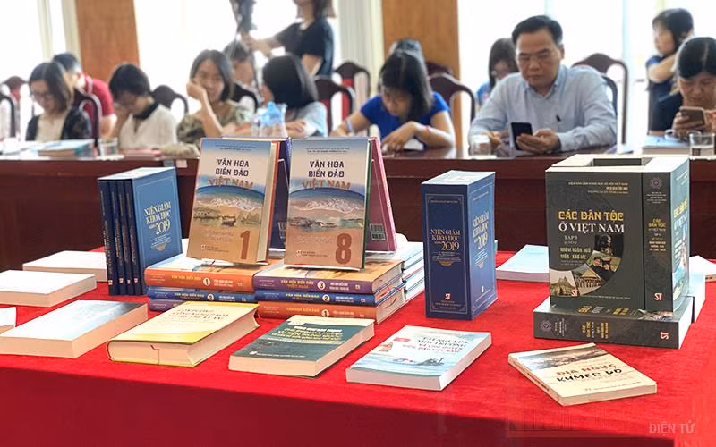 NXB Chính trị quốc gia Sự thật công bố sách xuất bản lần thứ nhất năm 2020 -0