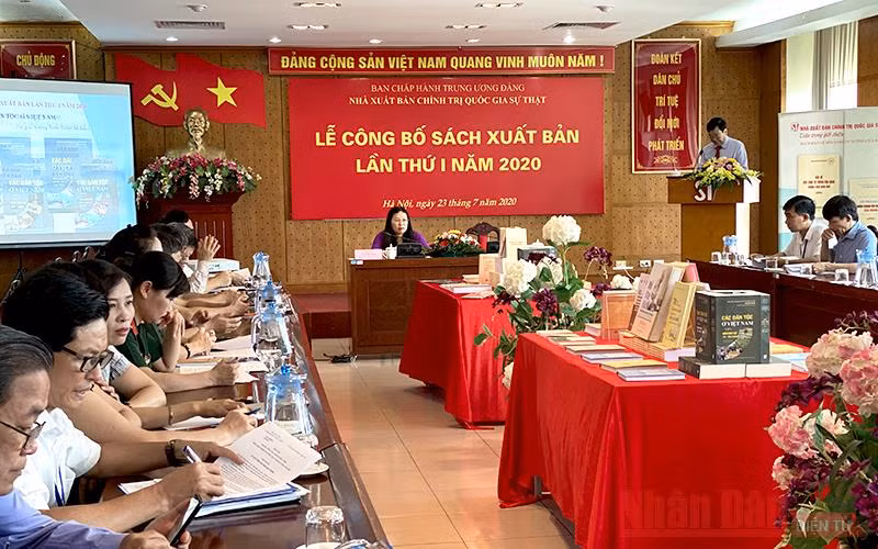 NXB Chính trị quốc gia Sự thật công bố sách xuất bản lần thứ nhất năm 2020 -0