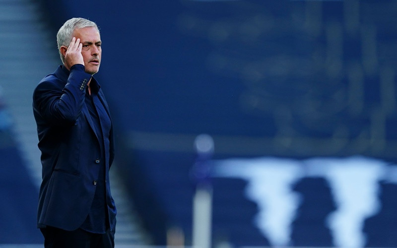 Mourinho đang thua nhiều hơn, và thắng ít hơn. 