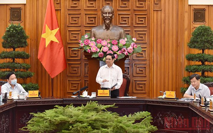 Ảnh: Trần Hải. Nỗ lực, phát huy tinh thần trách nhiệm cao hơn nữa trong phòng, chống dịch Covid-19 -0