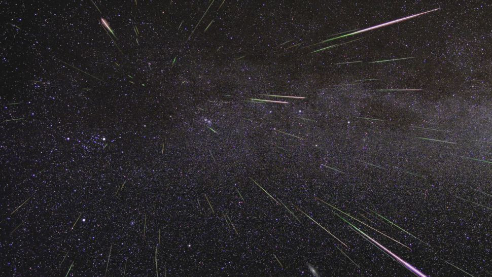 Trận mưa sao băng Perseid được chụp vào tháng 8-2009. Ảnh: NASA / JPL. Những hiện tượng thiên văn không nên bỏ lỡ trong năm 2021 -0