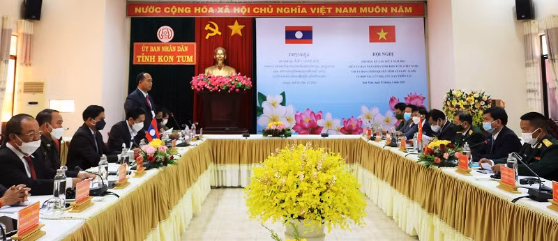 Phối hợp diễn tập cứu hộ, cứu nạn khi xảy ra lũ ống, lũ quét và sạt lở đất giữa hai tỉnh Kon Tum (Việt Nam) và At-ta-pư (Lào) -0