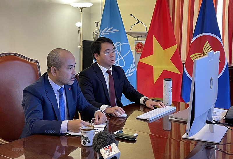 Đại sứ Nguyễn Trung Kiên, đại diện thường trú của Việt Nam tại IAEA phát biểu. (Ảnh: Hồng Kỳ/TTXVN) Việt Nam tích cực hỗ trợ nghiên cứu và ứng dụng công nghệ hạt nhân -0