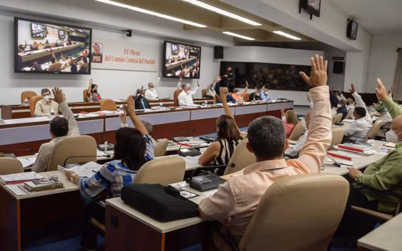 Các đại biểu dự Hội nghị toàn thể Ban Chấp hành Trung ương lần thứ 4 khóa VIII Đảng Cộng sản Cuba. (Nguồn: granma.cu) 