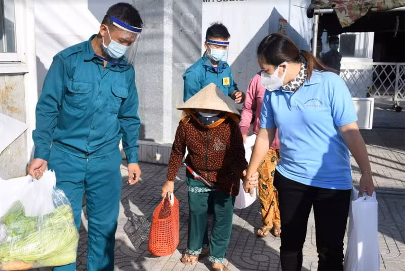 Sát cánh cùng các địa phương phía nam chống dịch -0