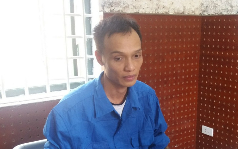Đối tượng Lê Minh Hùng tại cơ quan điều tra. Giấu 20 nghìn viên ma túy từ Đức về Việt Nam tiêu thụ -0