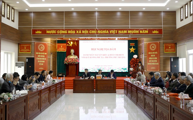 Tọa đàm “Danh nhân Nguyễn Kiều và Nữ sĩ Đoàn Thị Điểm với quê hương Phú Xá”. Vị tiến sĩ ở Phú Xá và mối duyên nổi tiếng Thăng Long -0