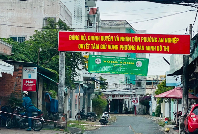 5 quận giãn cách theo Chỉ thị 16 với 300 khu vực thì chỉ có 41 khu vực nguy cơ, nguy cơ cao. Nhìn lại 60 ngày giãn cách xã hội ở đồng bằng sông Cửu Long -0
