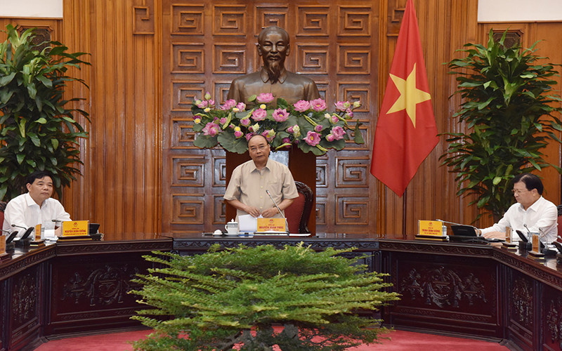 Thủ tướng Nguyễn Xuân Phúc chủ trì cuộc họp. (Ảnh: Trần Hải)