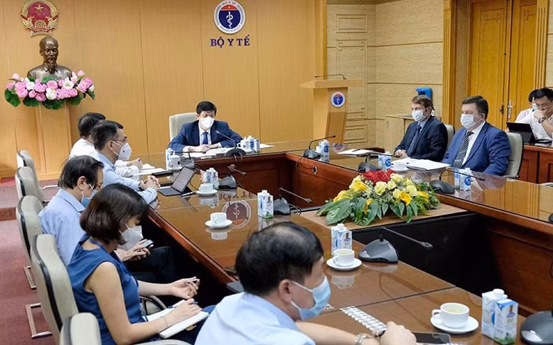 Việt Nam đàm phán mua 20 triệu liều vaccine Sputnik V