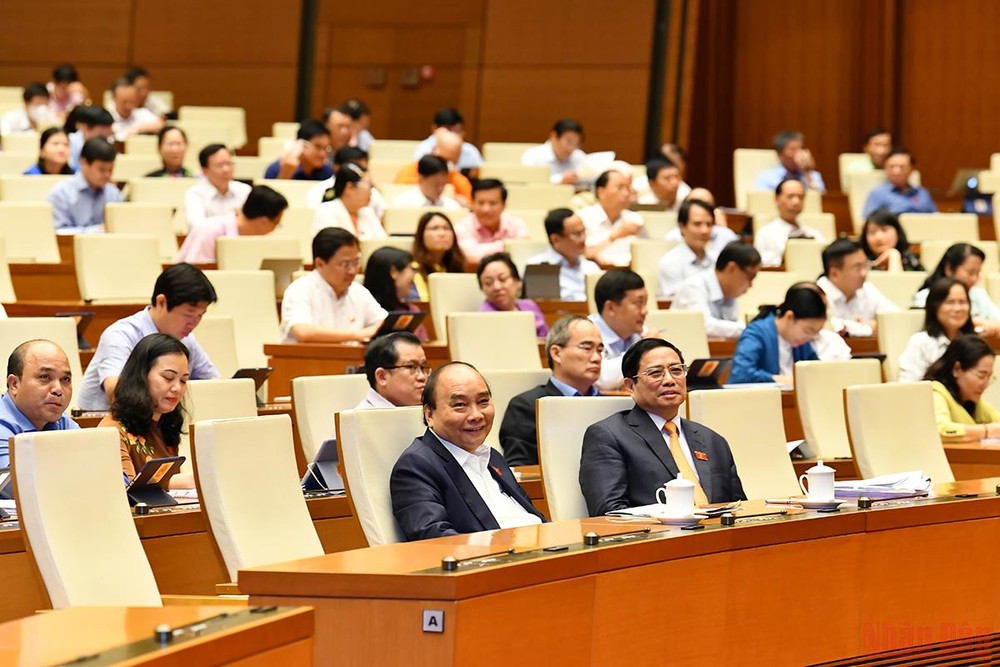 Chủ tịch nước Nguyễn Xuân Phúc, Thủ tướng Phạm Minh Chính và các vị đại biểu Quốc hội trong ngày cuối cùng của Phiên chất vấn và trả lời chất vấn. Tinh thần trách nhiệm cao trước Quốc hội, cử tri và nhân dân -0