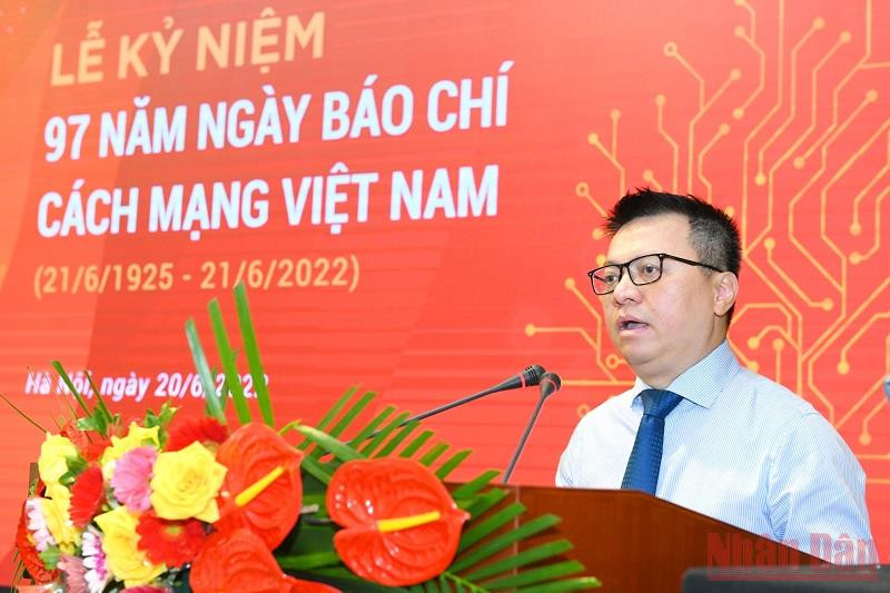 Tổng Biên tập Lê Quốc Minh phát biểu tại Lễ kỷ niệm. Mít tinh kỷ niệm 97 năm Ngày Báo chí cách mạng Việt Nam -0