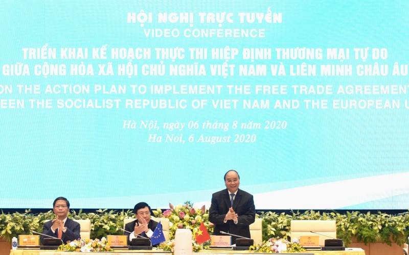 Thủ tướng chủ trì hội nghị trực tuyến triển khai Hiệp định EVFTA ảnh 1 DSC_2415-1596683616548.jpg