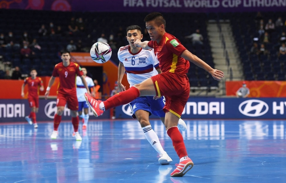 Đội tuyển Việt Nam phòng ngự chắc chắn. Futsal Việt Nam 0-1 Nga: Cuộc chiến gam go -0