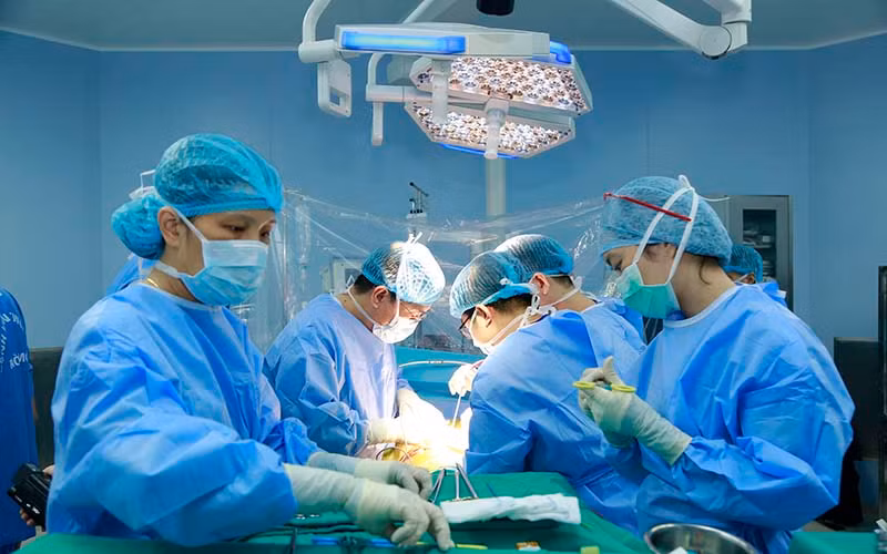 Phẫu thuật ghép gan tại Bệnh viện Trung ương Quân đội 108.