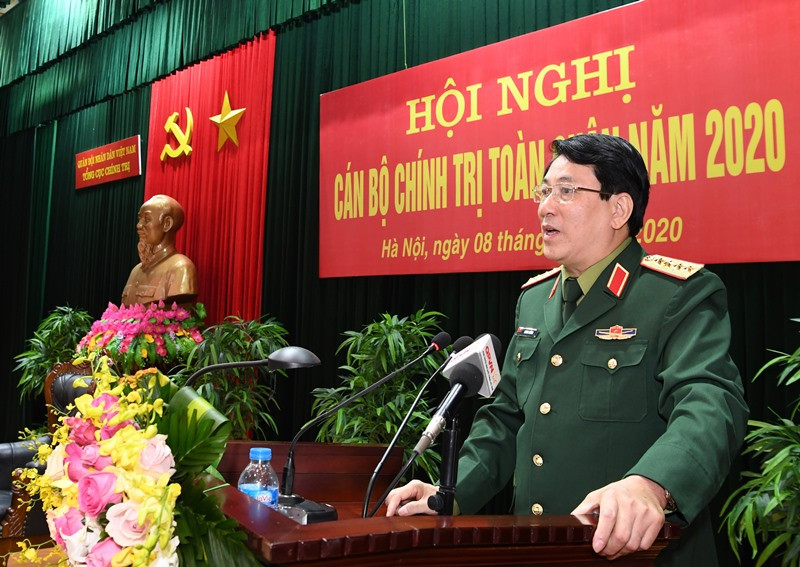 Đại tướng Lương Cường phát biểu ý kiến tại hội nghị.