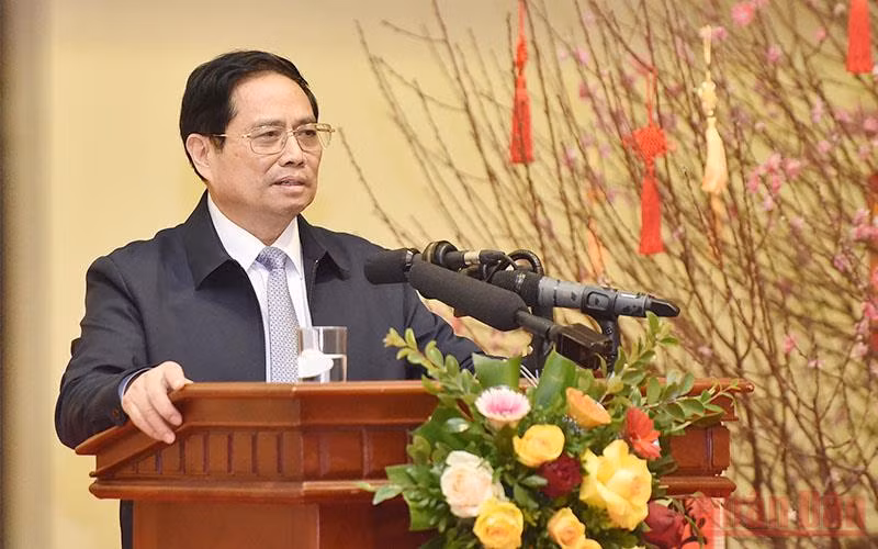 Thủ tướng đề nghị, lãnh đạo, cán bộ, công chức, viên chức ngành ngân hàng phải tự hào với vị trí rất quan trọng của ngành với nền kinh tế đất nước. (Ảnh: TRẦN HẢI)