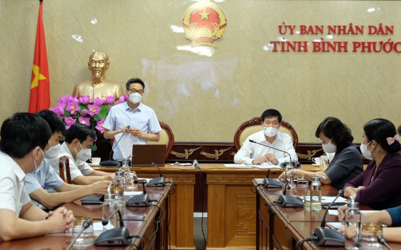 Phó Thủ tướng Vũ Đức Đam phát biểu kết luận tại buổi làm việc với Thường trực Tỉnh ủy và Ban Chỉ đạo phòng, chống Covid-19 tỉnh Bình Phước. Bình Phước phải là vùng xanh an toàn về Covid-19 -0