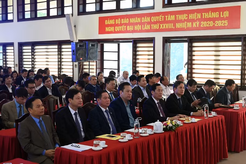 Đại hội Thi đua yêu nước Báo Nhân Dân lần thứ 3 -0