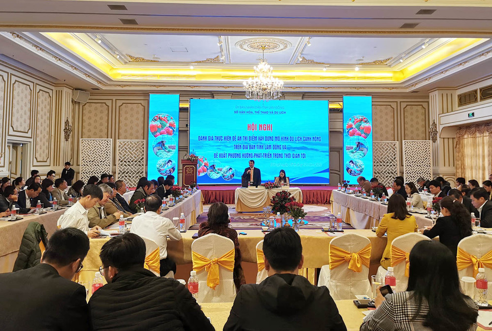 Quang cảnh hội nghị. Lâm Đồng xây dựng bộ tiêu chí mới về công nhận điểm du lịch canh nông -0