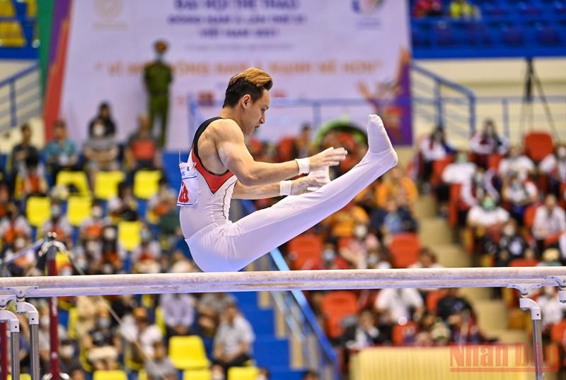 Màn thể hiện xuất sắc của Đinh Phương Thành mang về cho anh tấm Huy chương Vàng (Ảnh: DUY LINH) Cập nhật SEA Games 31 ngày 16/5: Pencak Silat Việt Nam